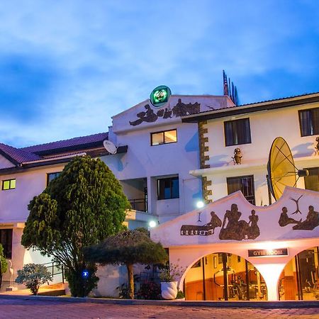 Hill View Hotel Mccarthy Hills Botianaw Exterior photo
